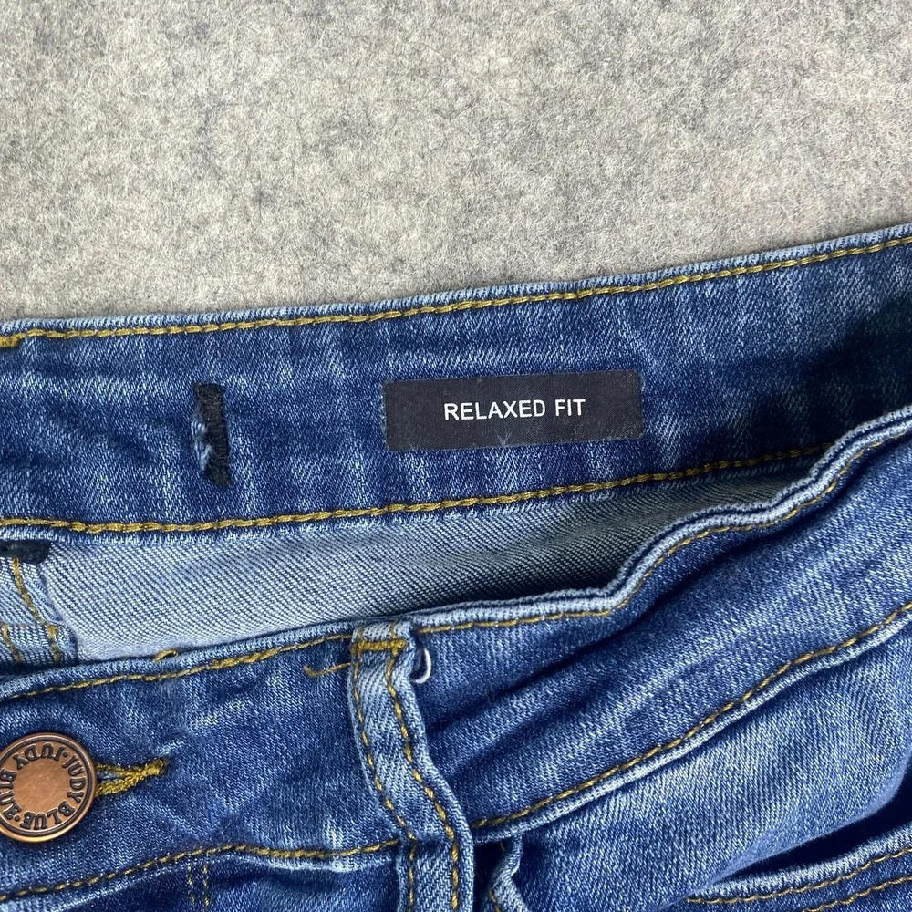 Judy Blue Jeans Women's Relaxed Distressed Stretch Medium Wash 31x26 - Picture 4 of 13